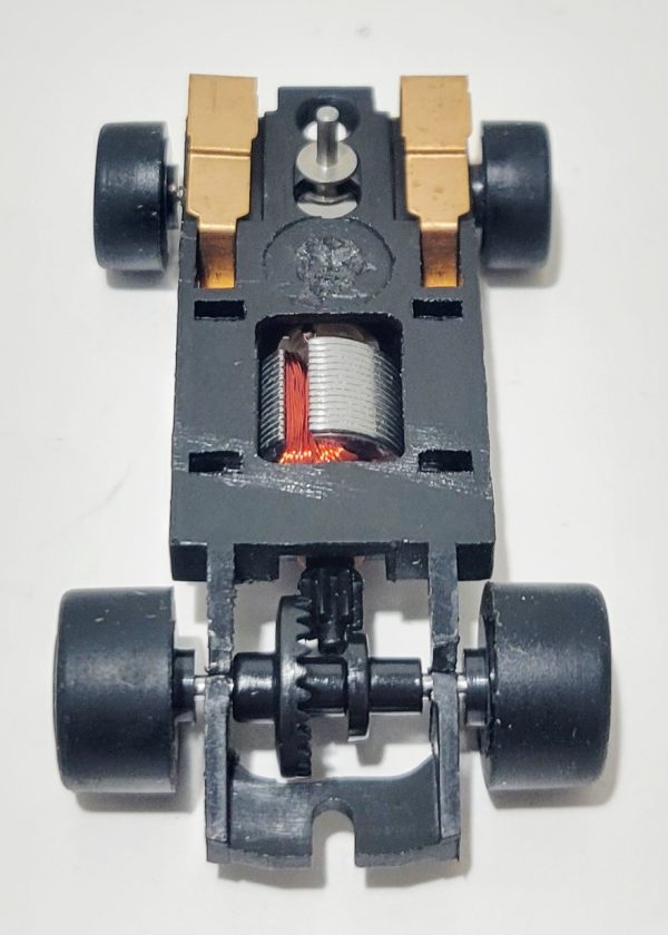 JAG TR3 Chassis for Screw-On T-Jet Bodies Black Wheels - Image 5