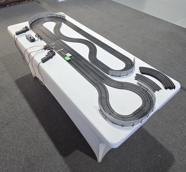 Viper Hybrid 2 Lane HO Slot Car Lane Race Set (AFX Track) - Image 8