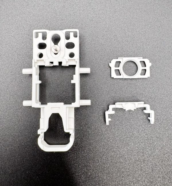 V3 White Flex Chassis w/ Guide Pin - Image 3